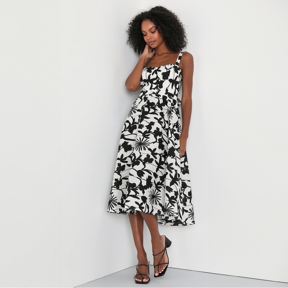 Lulus White and Black Floral Print Tie-Back Midi Dress - Size M